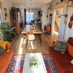  Hostel Surhouse, L'oyat